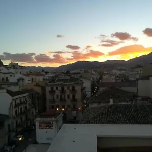 Appartamento A Terrace In The Heart Of, Palermo