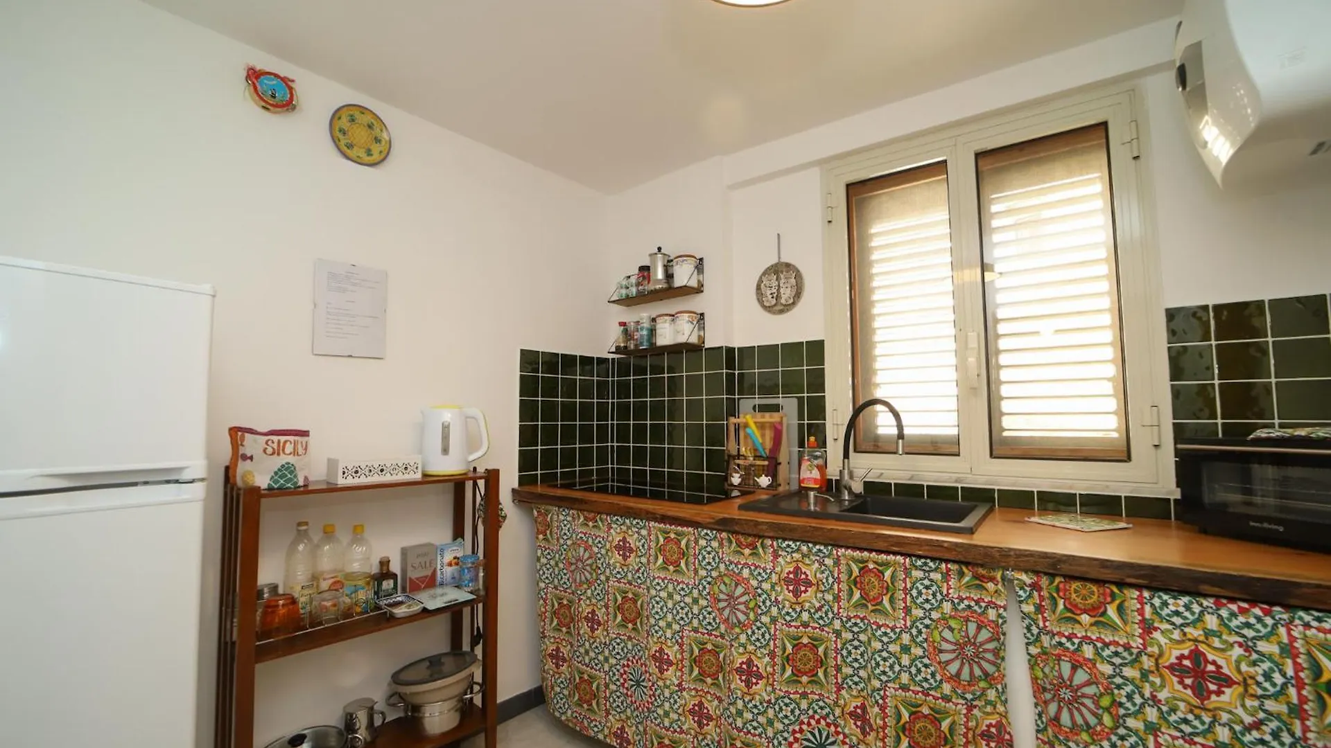 Colonna House Casa Tra La Zisa E La Cattedrale Apartment Palermo Italy